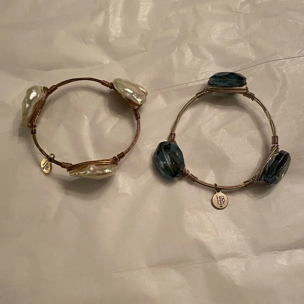 Bourbon and Bowties Pearl and Navy Bracelet Set - Picture 9 of 9